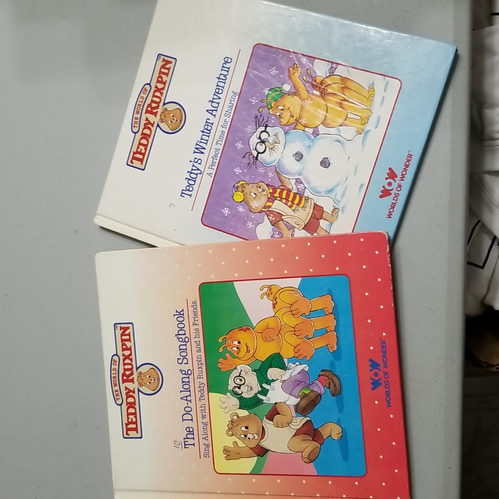 1986 Teddy Ruxpin Books - No Tapes